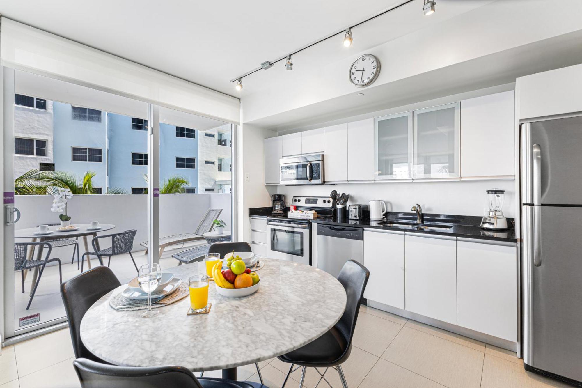 Dharma Home Suites Miami Beach At Monte Carlo Kültér fotó