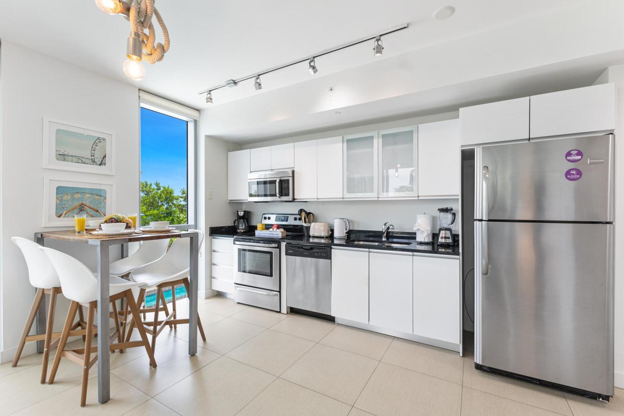 Dharma Home Suites Miami Beach At Monte Carlo Kültér fotó