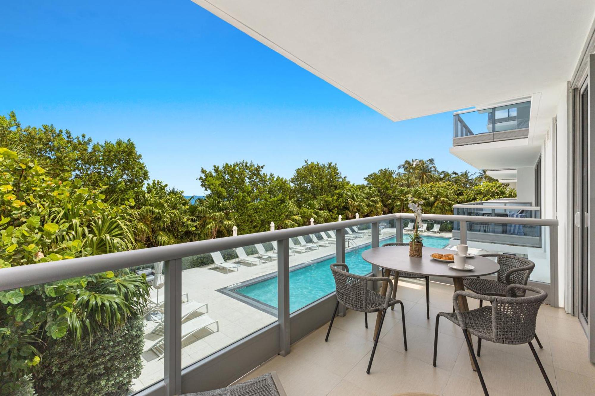 Dharma Home Suites Miami Beach At Monte Carlo Kültér fotó